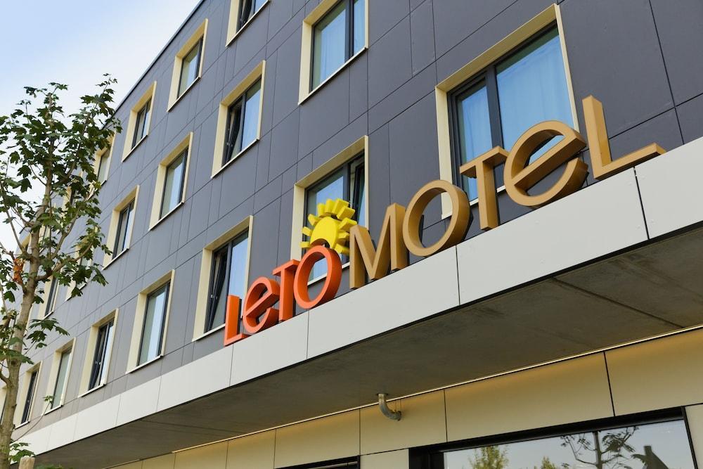 B&B Hotel Muenchen-Olympiapark Exterior photo